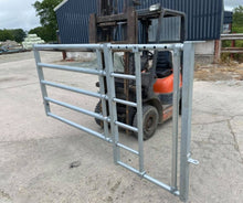 Load image into Gallery viewer, Calf Creep Gate