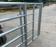 Load image into Gallery viewer, Calf Creep Gate