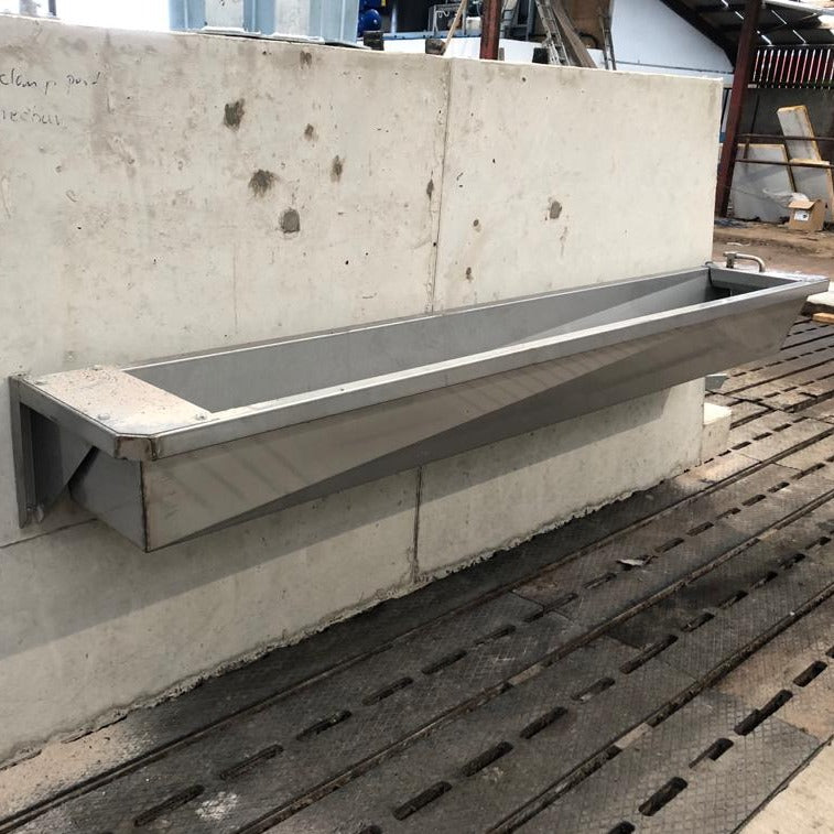 Aqua Drain Water Trough